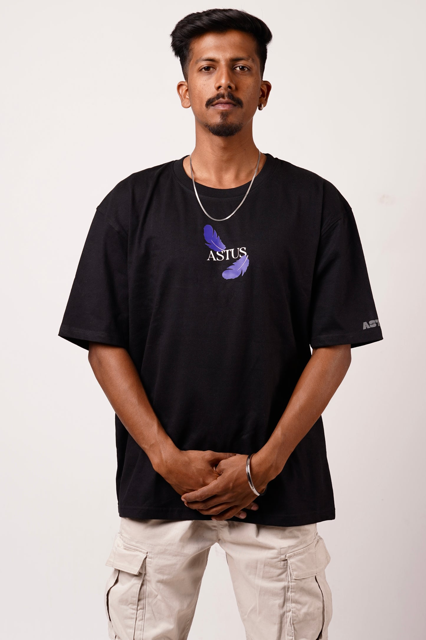 "FEATHER" T-shirt