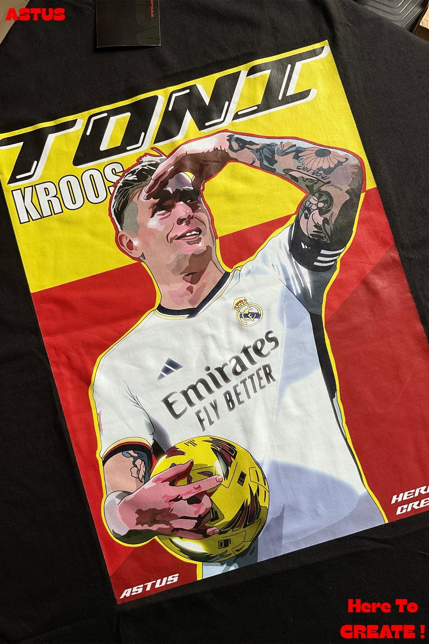 "TONI KROOS" Football Graphic Men's Oversized fit Cotton T-shirt